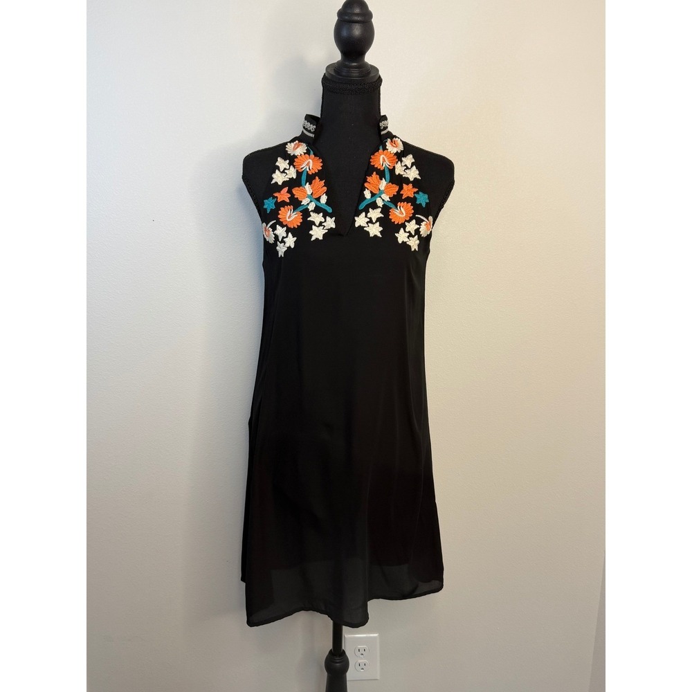 THML Black‎ Floral Embroidered Sleeveless Shift Dress Petite Small
